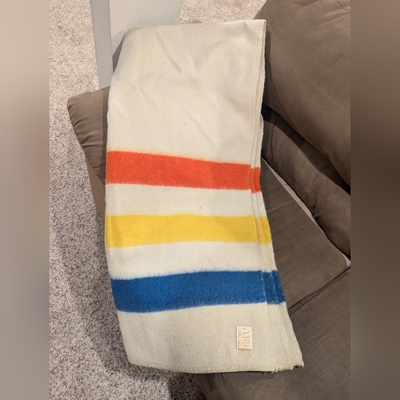 jcpenney Other - Vintage Golden Dawn 100% Wool Blanket